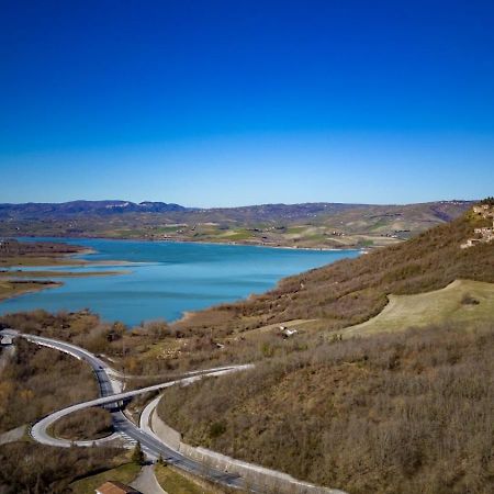 Agriturismo Caperroni Pescopagano ภายนอก รูปภาพ