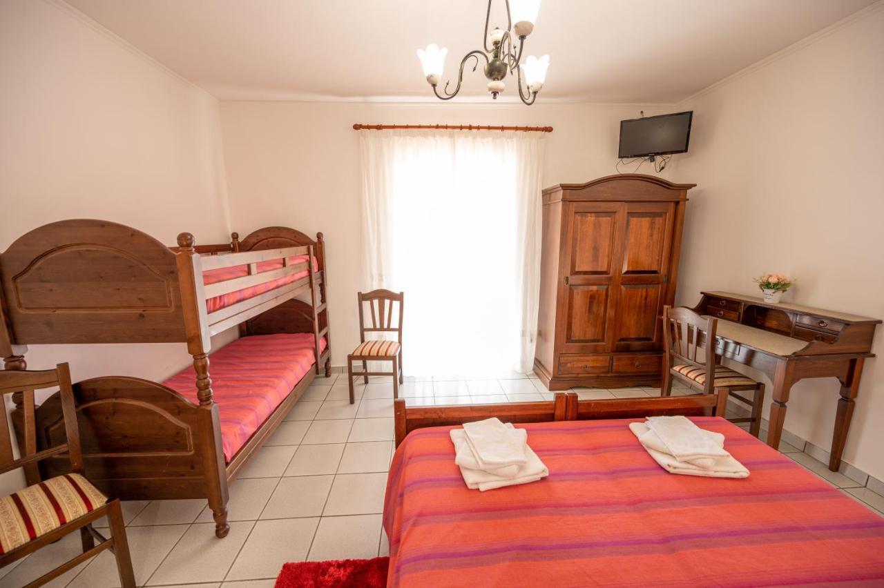 Agriturismo Caperroni Pescopagano ภายนอก รูปภาพ