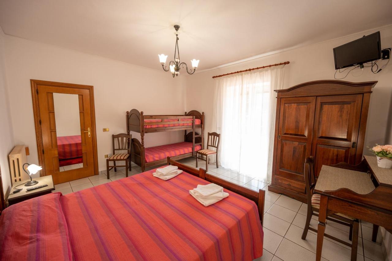 Agriturismo Caperroni Pescopagano ภายนอก รูปภาพ