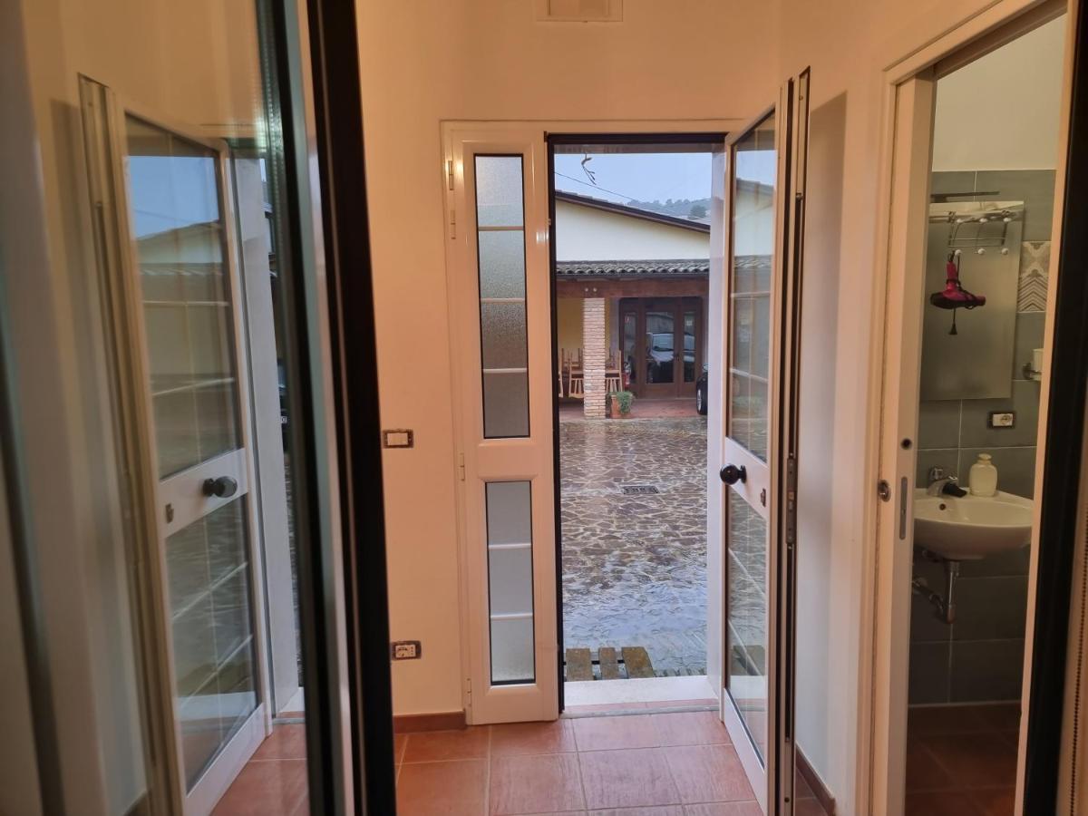 Agriturismo Caperroni Pescopagano ห้อง รูปภาพ