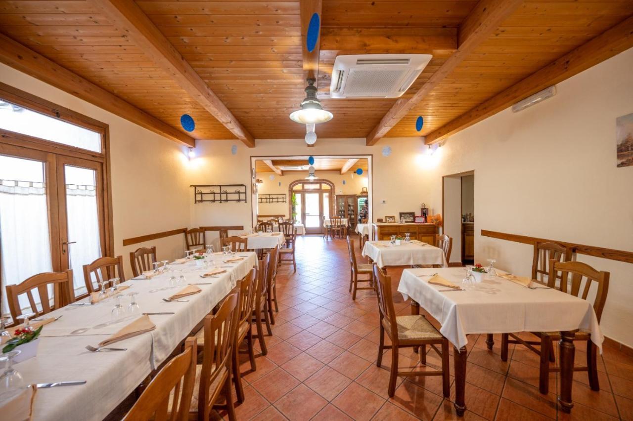 Agriturismo Caperroni Pescopagano ภายนอก รูปภาพ