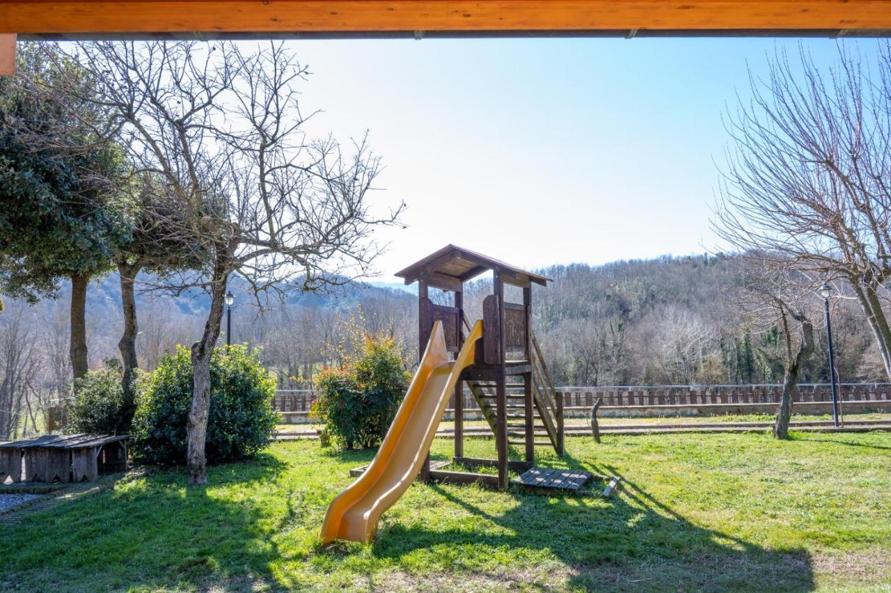 Agriturismo Caperroni Pescopagano ภายนอก รูปภาพ