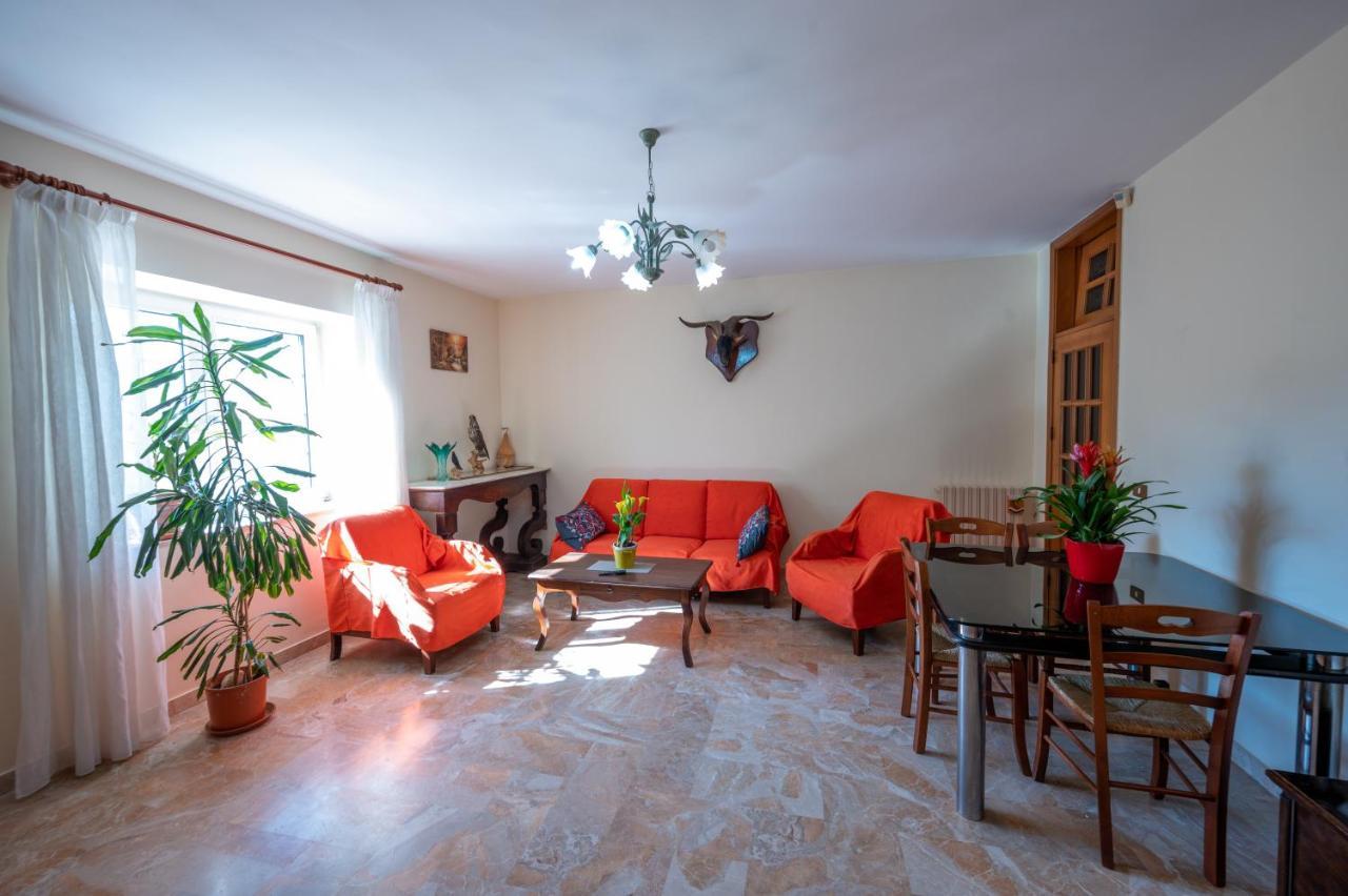 Agriturismo Caperroni Pescopagano ภายนอก รูปภาพ